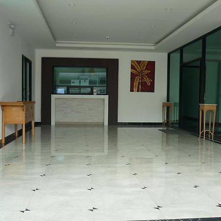 Ben Residence Bangkok Buitenkant foto